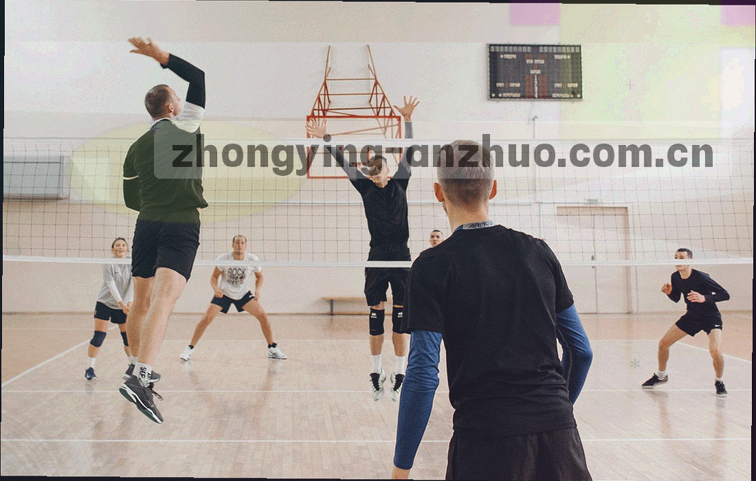三组抽象角色围绕同一条资料路径协作的图示